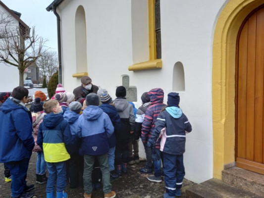 Klasse 3a auf den Spuren der Geschichte Liptingens